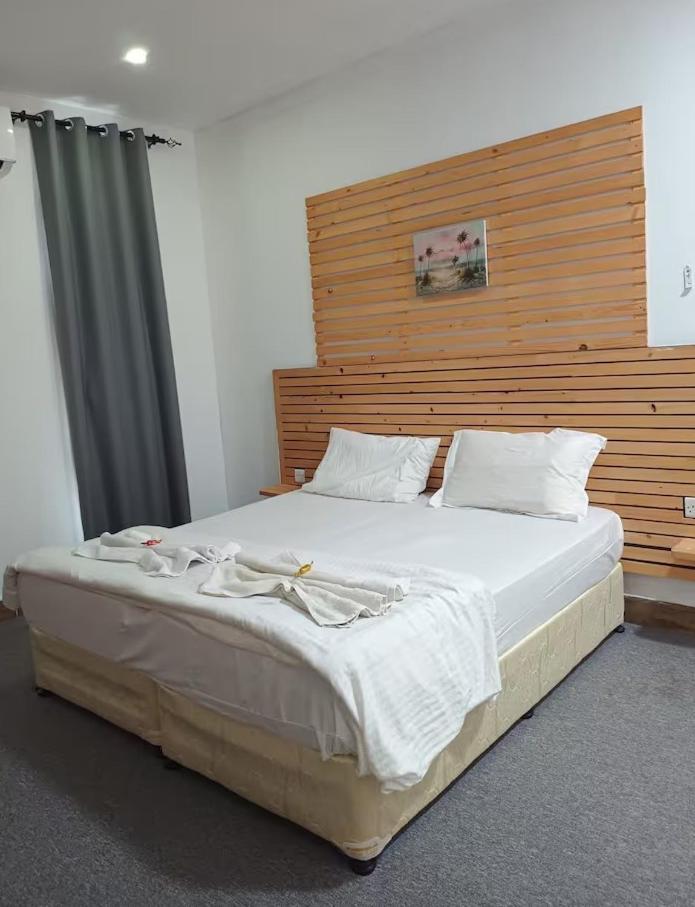 Private In Shared - 1 Lodge