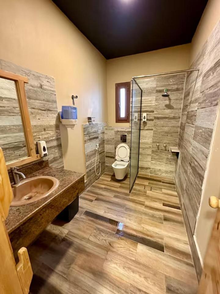 Private In Shared - 1 Lodge *